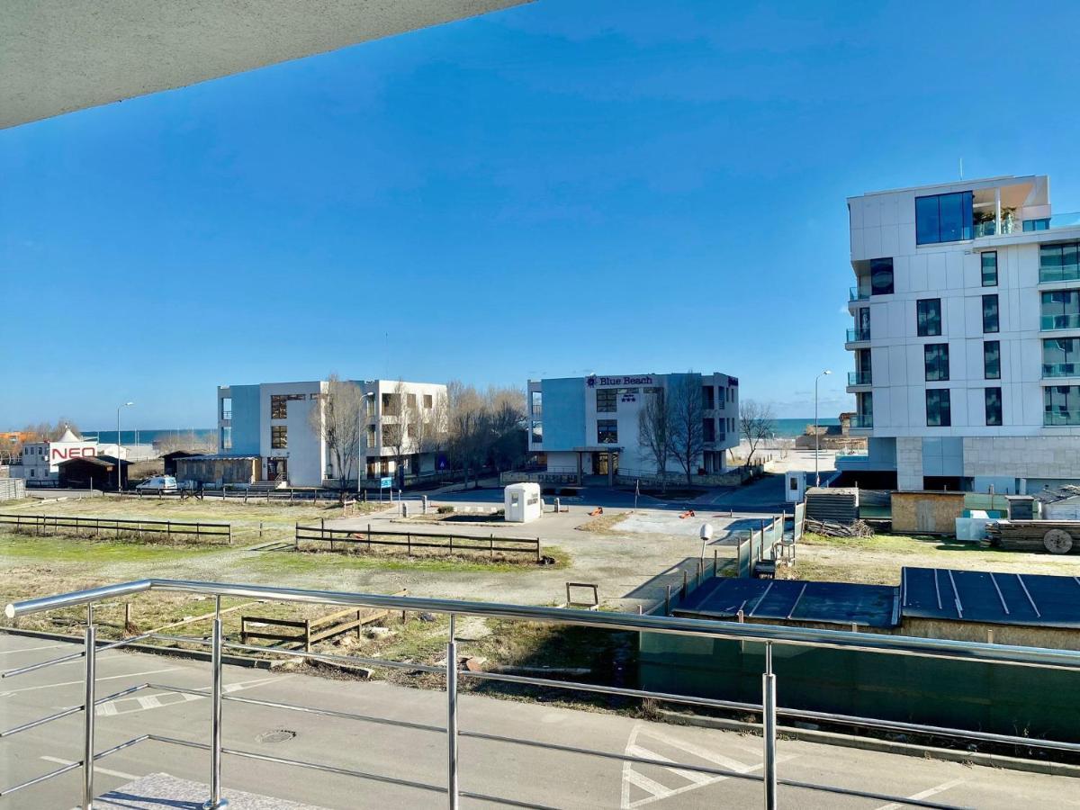 Apartament Summerland Mamaia Nord Exterior photo