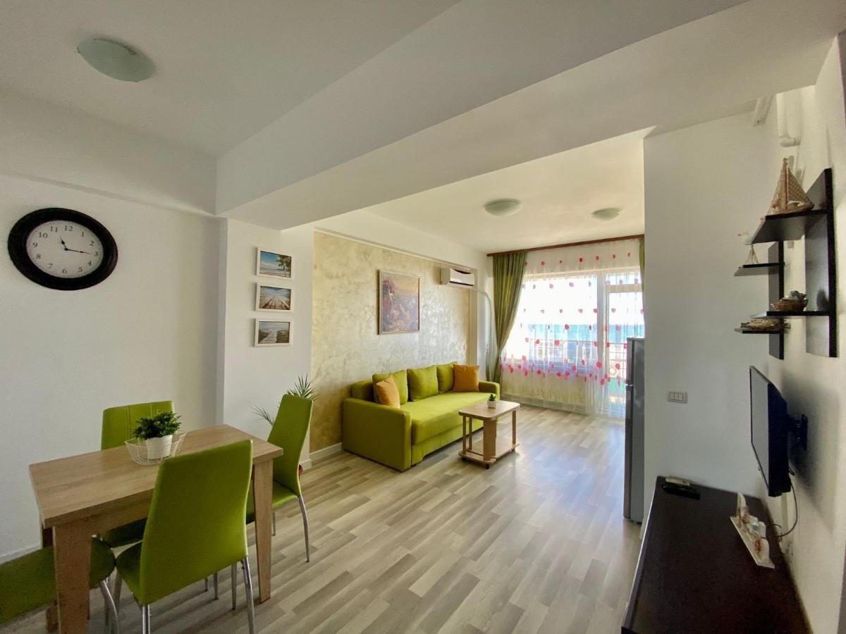 Apartament Summerland Mamaia Nord Exterior photo