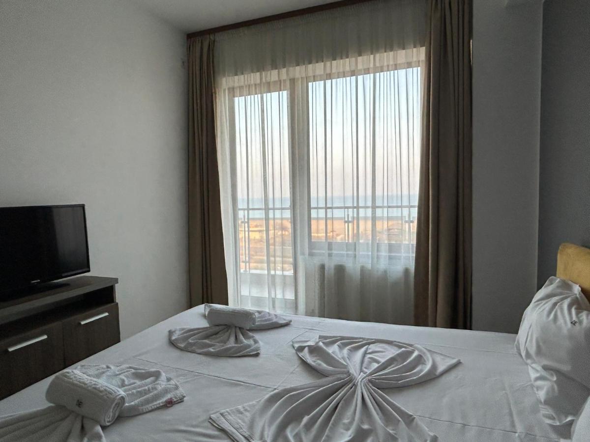Apartament Summerland Mamaia Nord Exterior photo