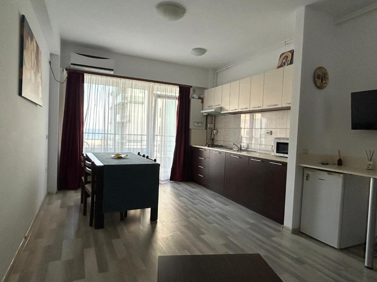 Apartament Summerland Mamaia Nord Exterior photo