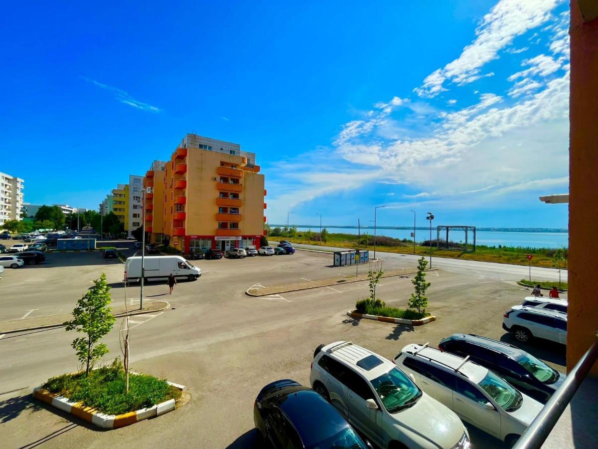 Apartament Summerland Mamaia Nord Exterior photo